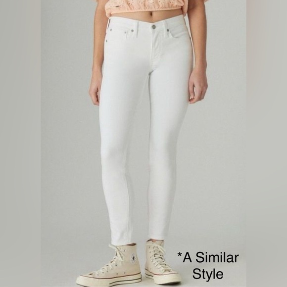 🤍American Eagle White Super Stretch Raw Hem Cropped Jeggings/Jeans NWT, Size 8 - Picture 9 of 16